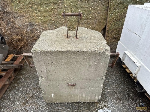 Concrete 3pt Counter Weight