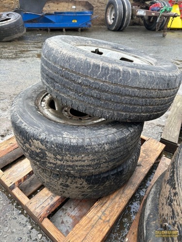 3-Vehicle Tires