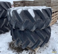 (2) 23.1x26 Tractor Tires w/Rims