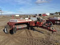 1999 Freeman 370 Baler