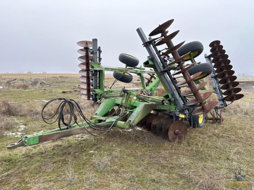 John Deere 630 Tandem Disk