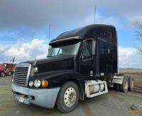 2001 Freightliner C120 Semi Truck