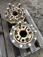 (2) JD Hubs