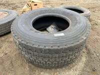 445/65R22.5 Tire