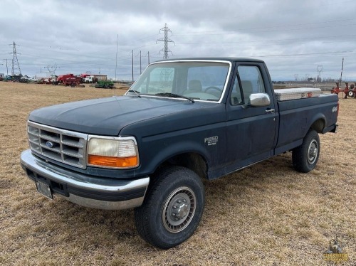 1996 Ford F-250 XL Pickup