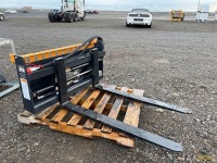 Wolverine Skid Steer Hydraulic Pallet Fork