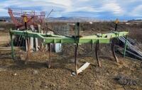 John Deere 915 5-Shank V-Subsoiler - Kittitas