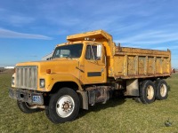 1981 International F2574 Dump Truck