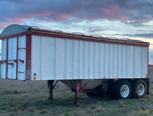 1966 Silver Eagle 24' Hopper Trailer - Wilbur