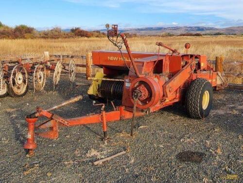 New Holland 295 Baler - Offsite