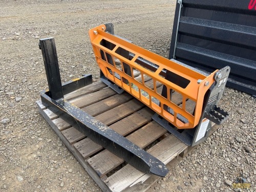 LandHonor Skid Steer Pallet Fork